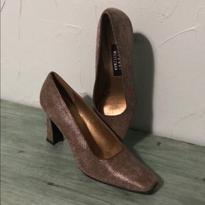 Stuart Weitzman size 9 brown heels